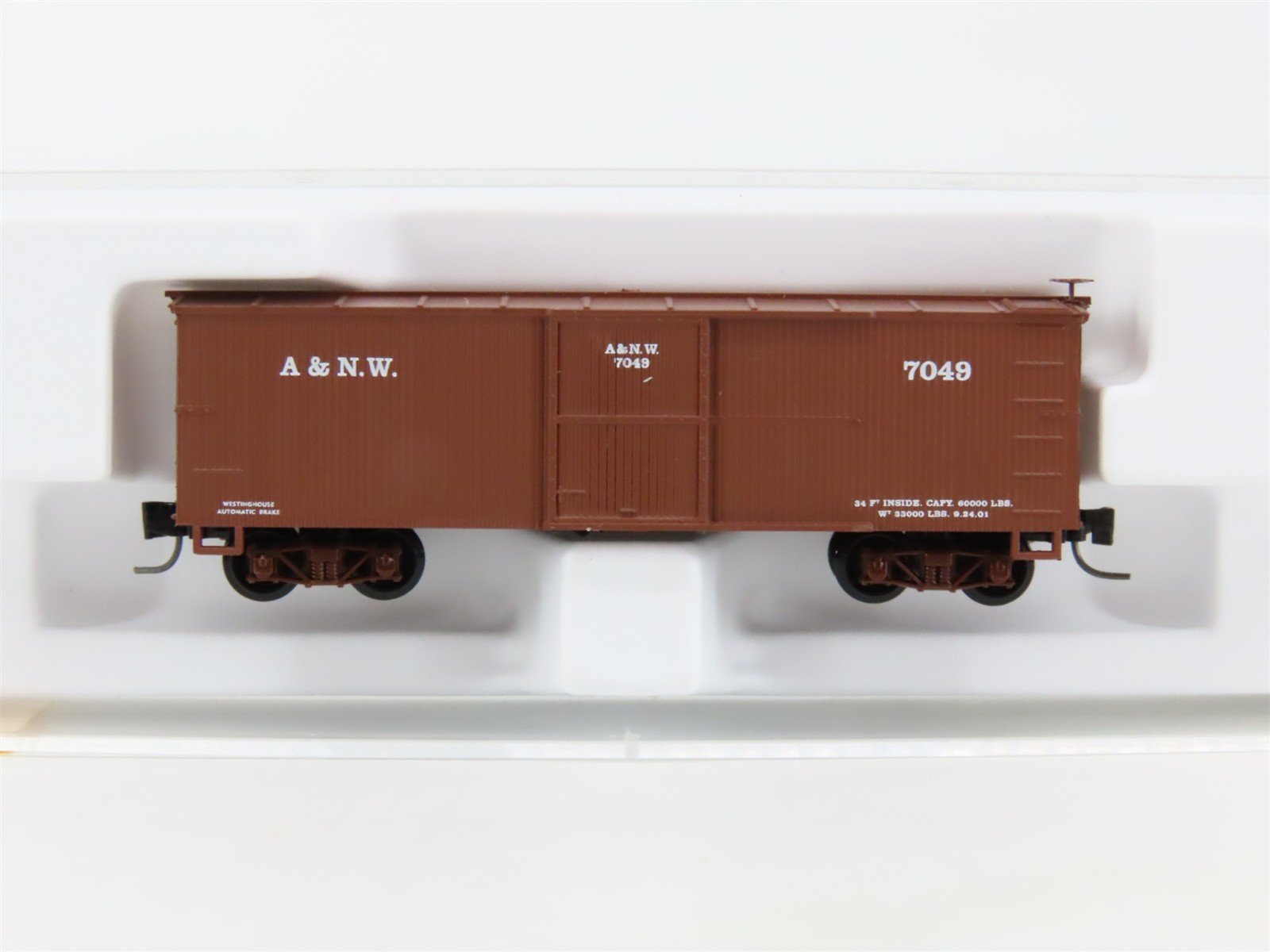 Nn3 Scale Micro-Trains MTL 15114 A&NW Austin & North Western 30' Box Car #7049