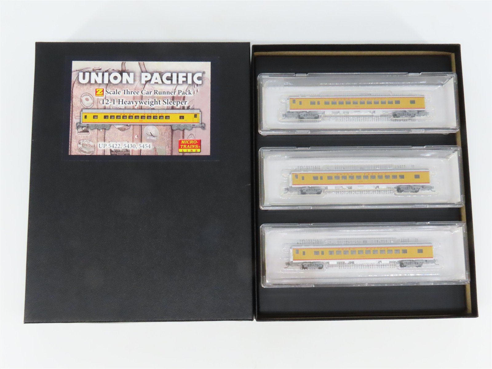 Z Scale Micro-Trains MTL 99400026 UP Union Pacific Sleeper Passenger Cars 3-Pack