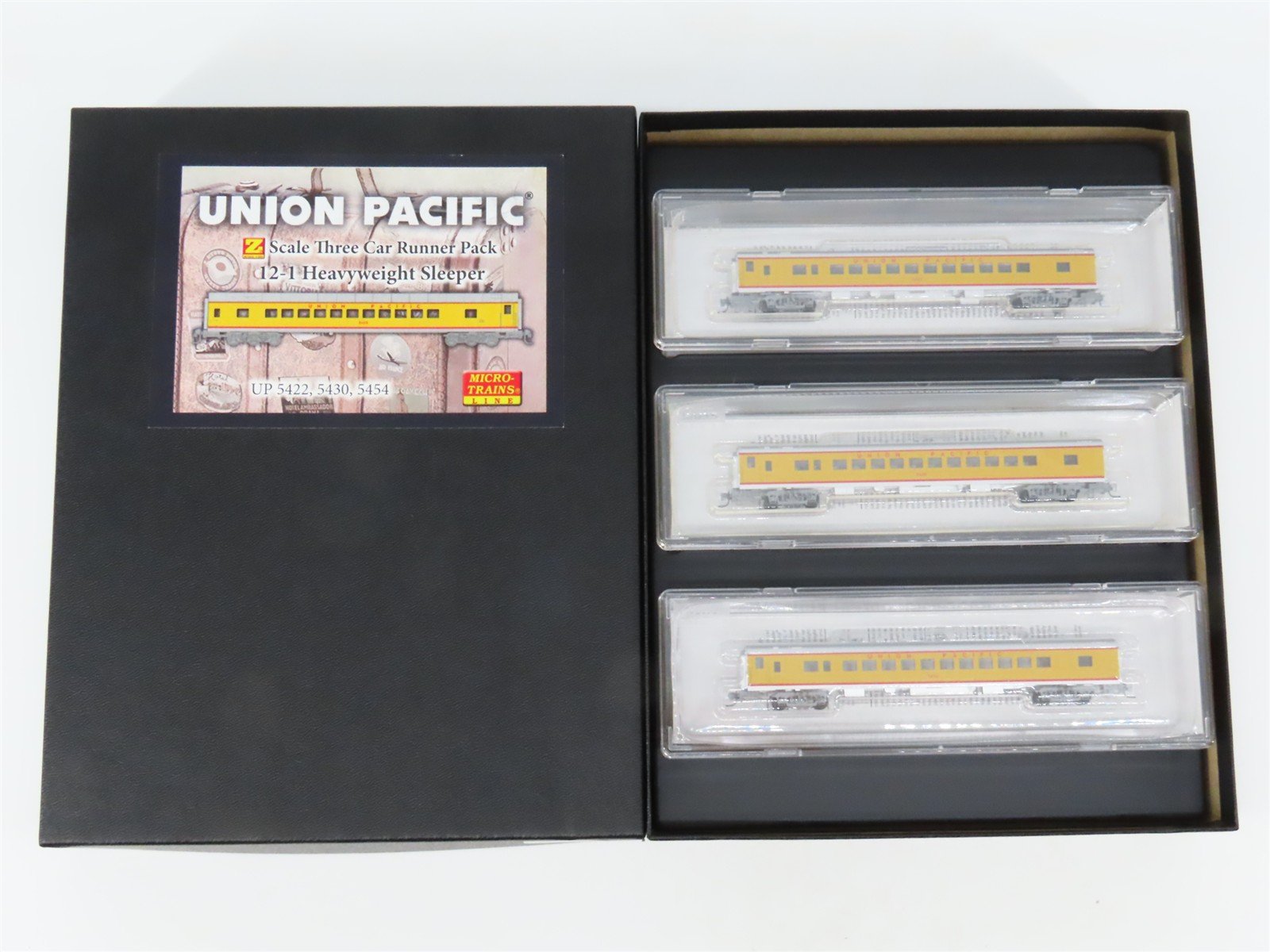 Z Scale Micro-Trains MTL 99400026 UP Union Pacific Sleeper Passenger Cars 3-Pack