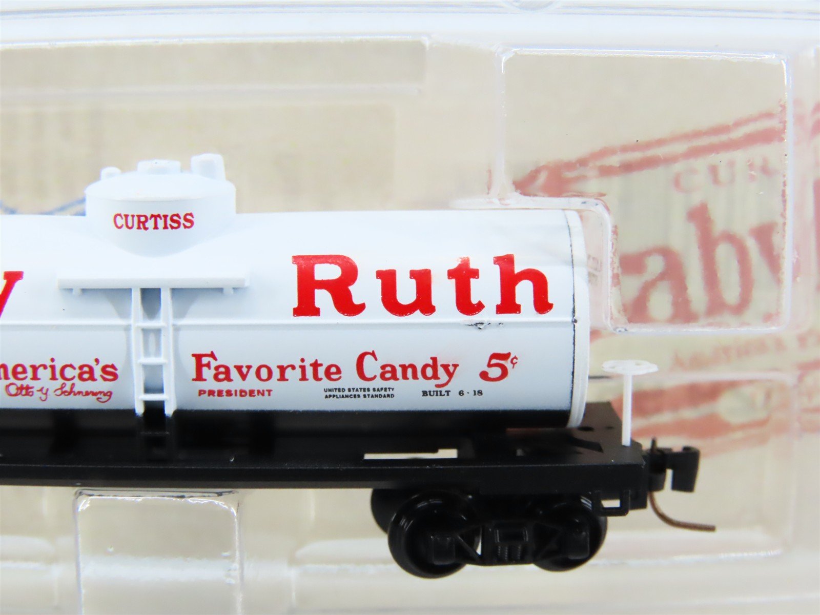 Z Scale Micro-Trains MTL 53000380 NATX Nestle Baby Ruth 39' Tank Car #375