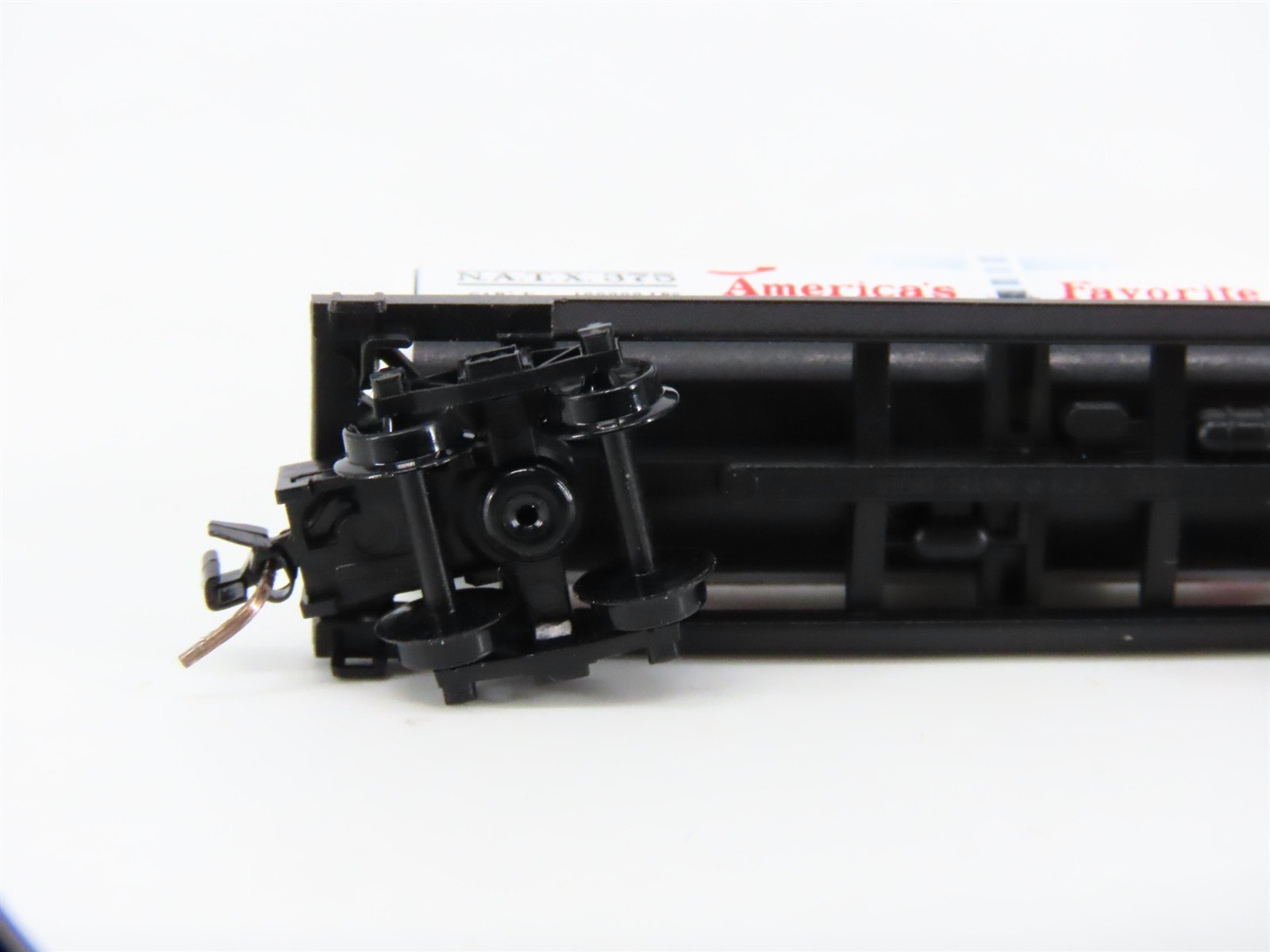Z Scale Micro-Trains MTL 53000380 NATX Nestle Baby Ruth 39' Tank Car #375