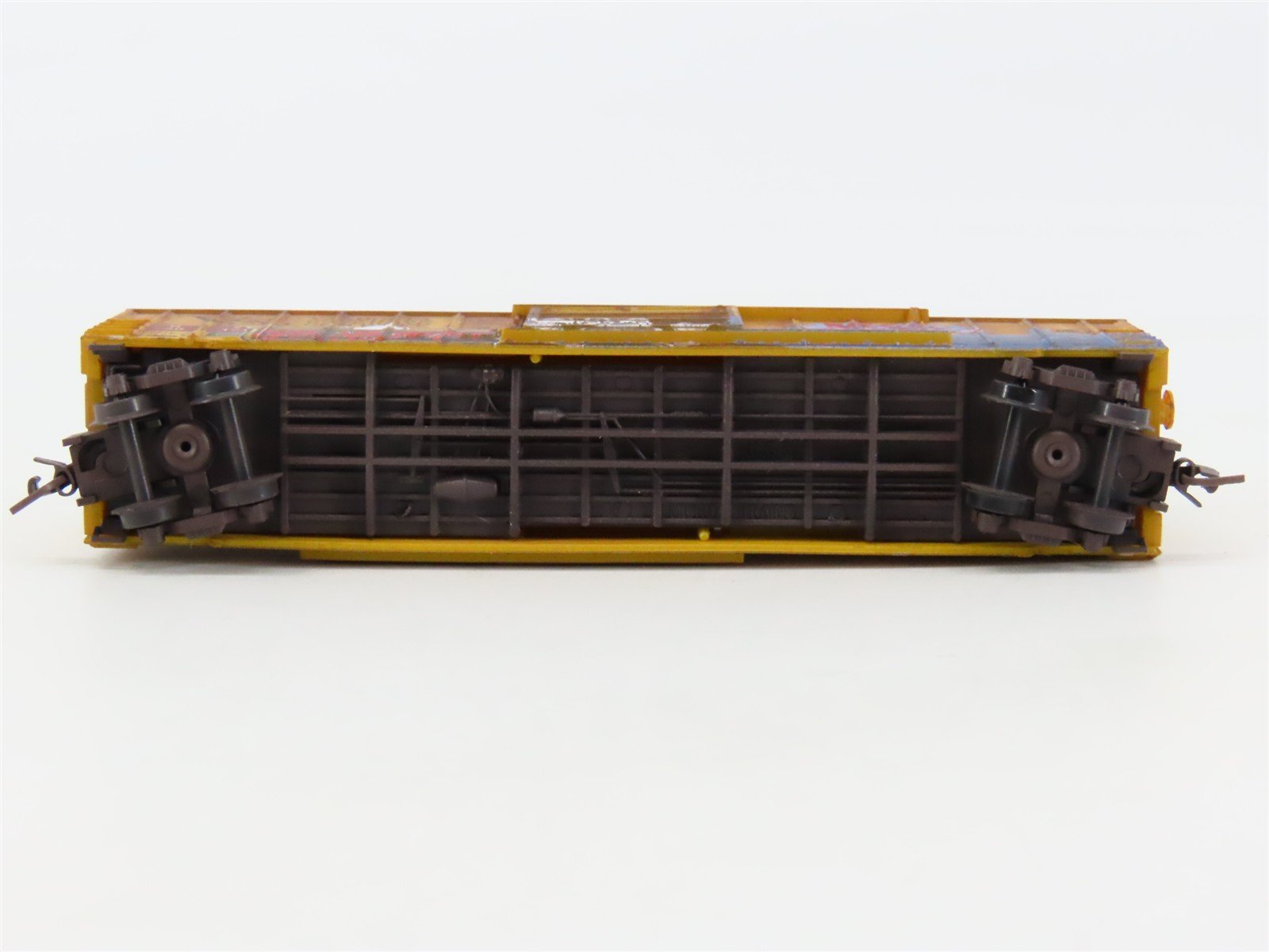 Z Micro-Trains MTL 51044440 HS Valdosta Southern 50' Box Car #30121 w/ Graffiti