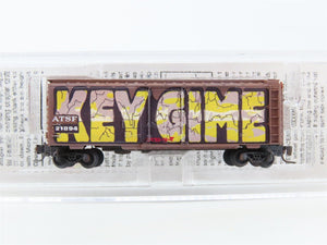Z Scale Micro-Trains MTL 50244060 ATSF Santa Fe 40' Box Car #21894 w/ Graffiti