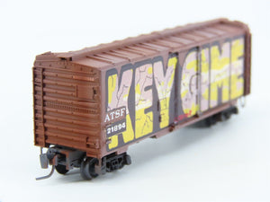 Z Scale Micro-Trains MTL 50244060 ATSF Santa Fe 40' Box Car #21894 w/ Graffiti