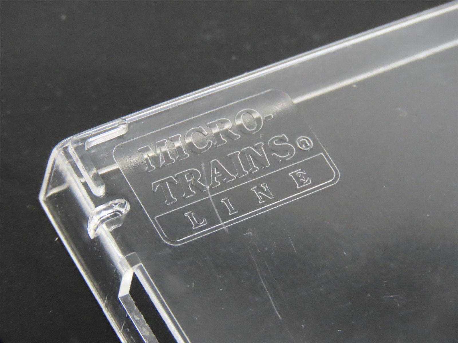 Z Scale Micro-Trains MTL 50244060 ATSF Santa Fe 40' Box Car #21894 w/ Graffiti