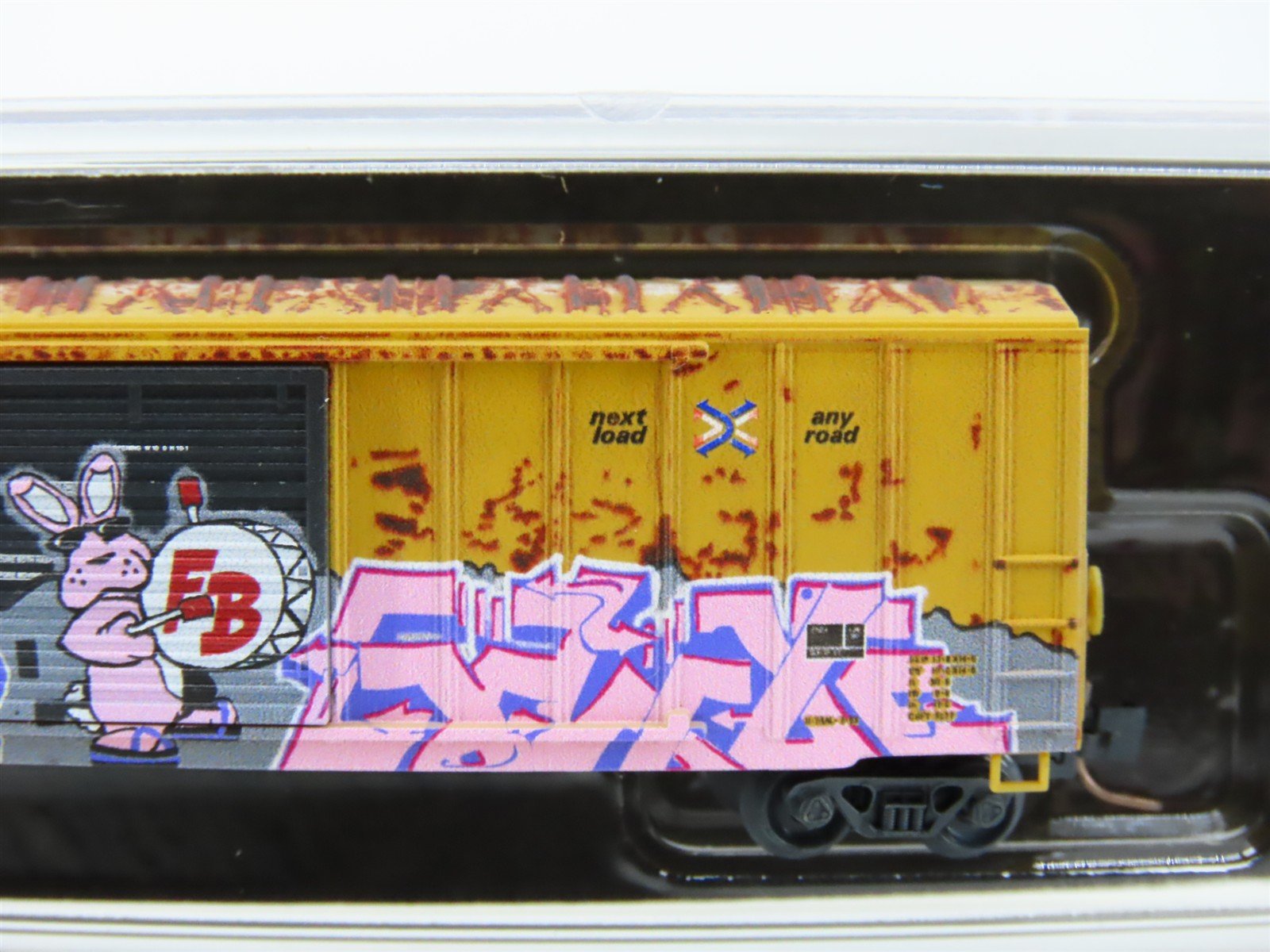 Z Scale Micro-Trains MTL 51044224 RBOX Railbox 50' Box Car #43235 w/ Graffiti