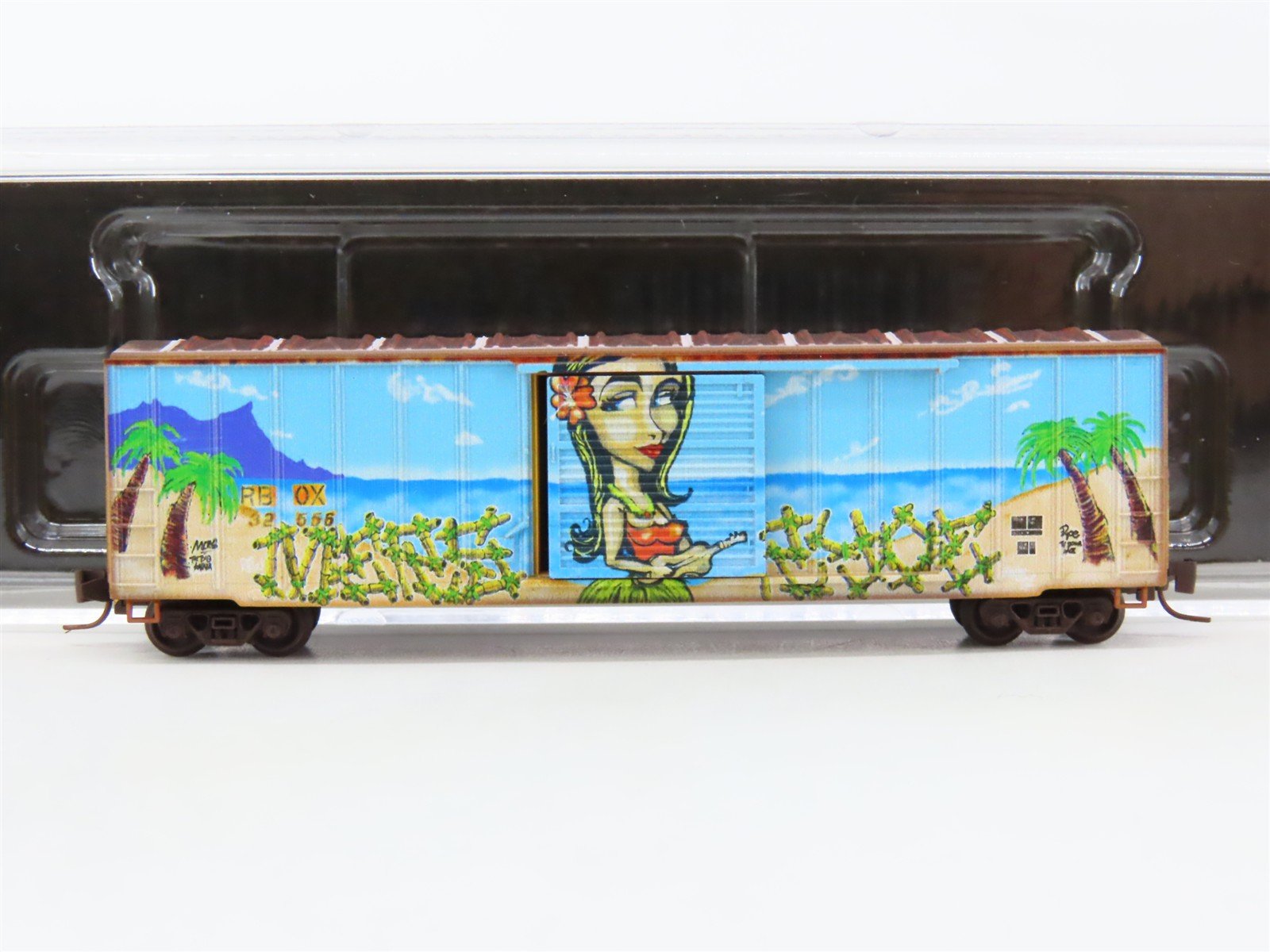 Z Scale Micro-Trains MTL 51044226 RBOX Railbox 50' Box Car #32556 w/ Graffiti