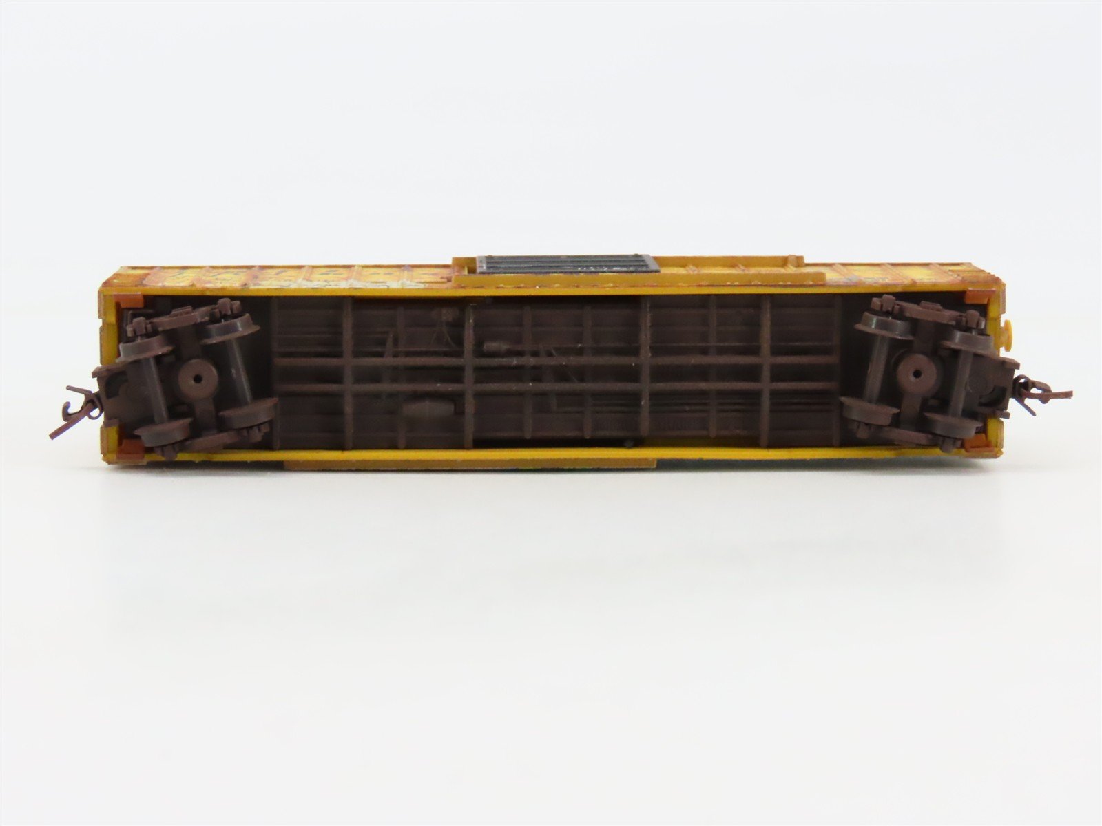 Z Scale Micro-Trains MTL 51044226 RBOX Railbox 50' Box Car #32556 w/ Graffiti