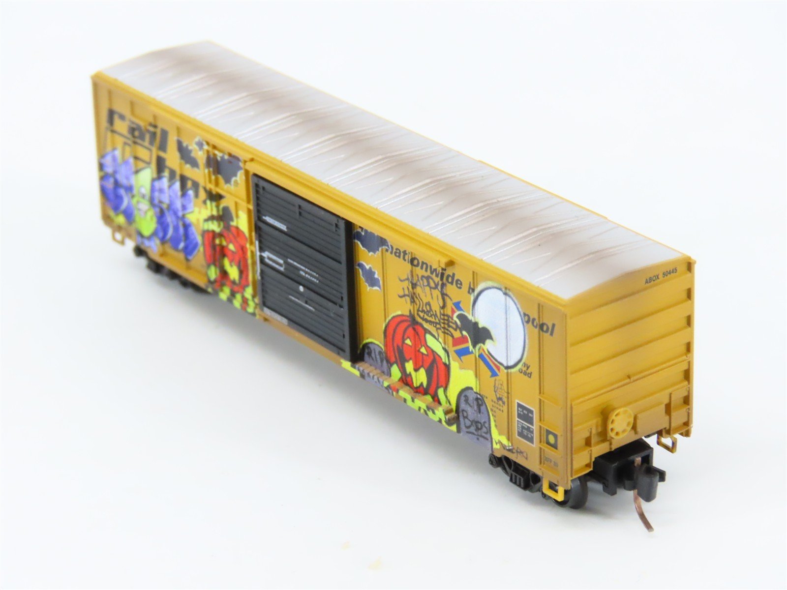 Z Scale Micro-Trains MTL 51244040 ABOX Railbox 50' Box Car #50445 w/ Graffiti