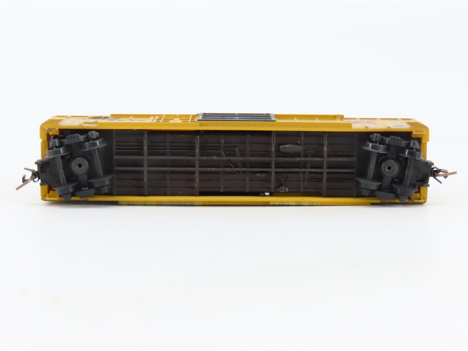 Z Scale Micro-Trains MTL 51244040 ABOX Railbox 50' Box Car #50445 w/ Graffiti