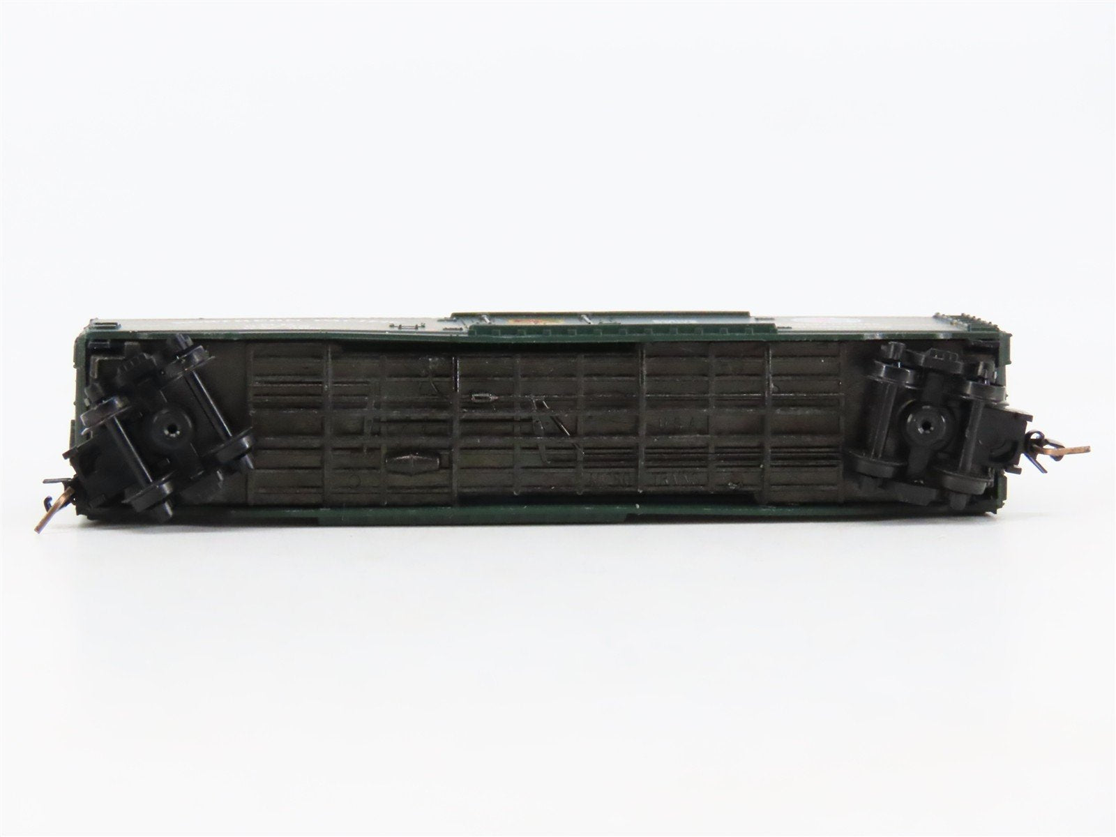 Z Scale Micro-Trains MTL 50700472 NP Northern Pacific 50' Box Car #97732