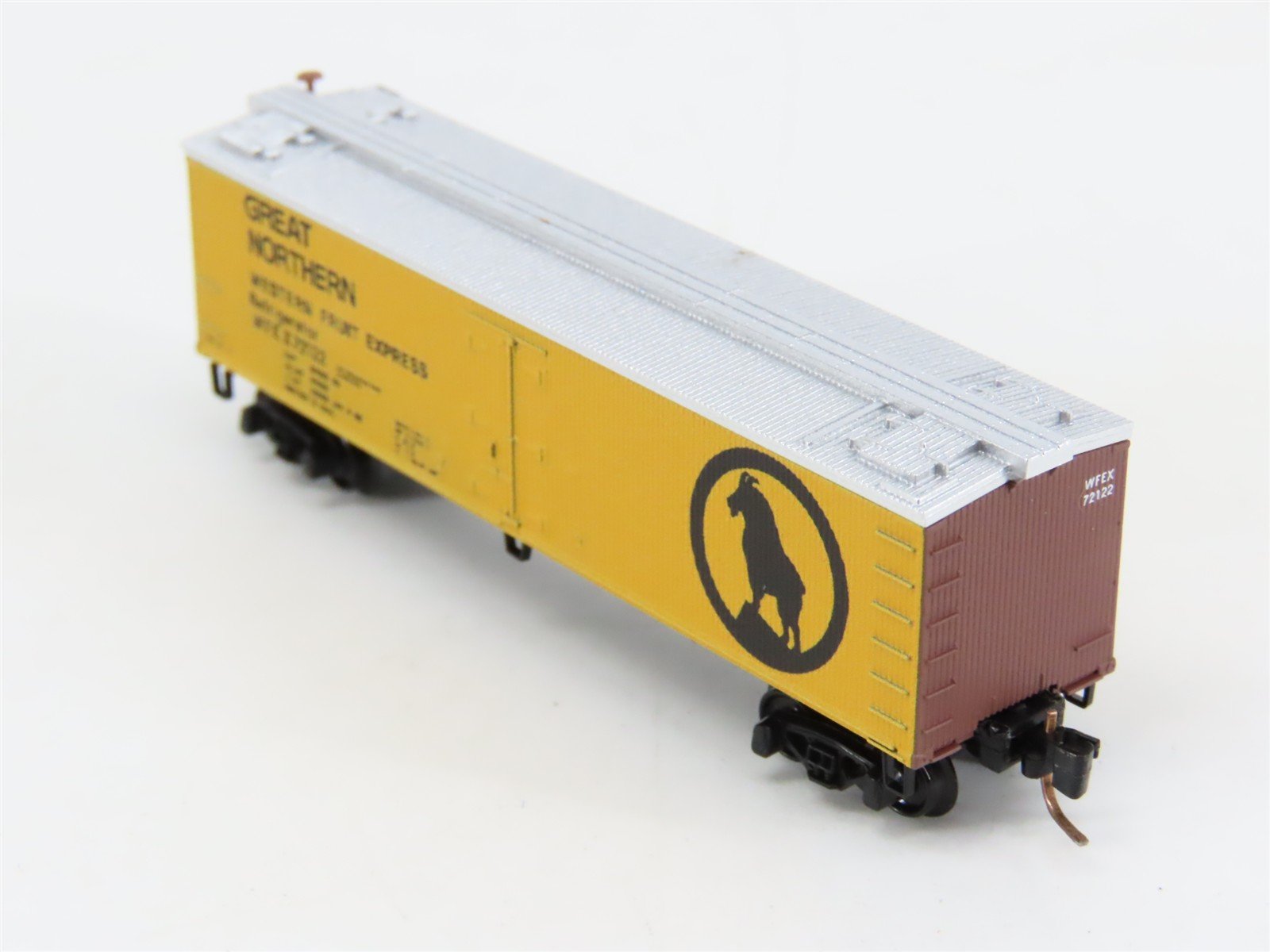 Z Scale Micro-Trains MTL 51800591 WFEX Great Northern 40' Wood Reefer #72122