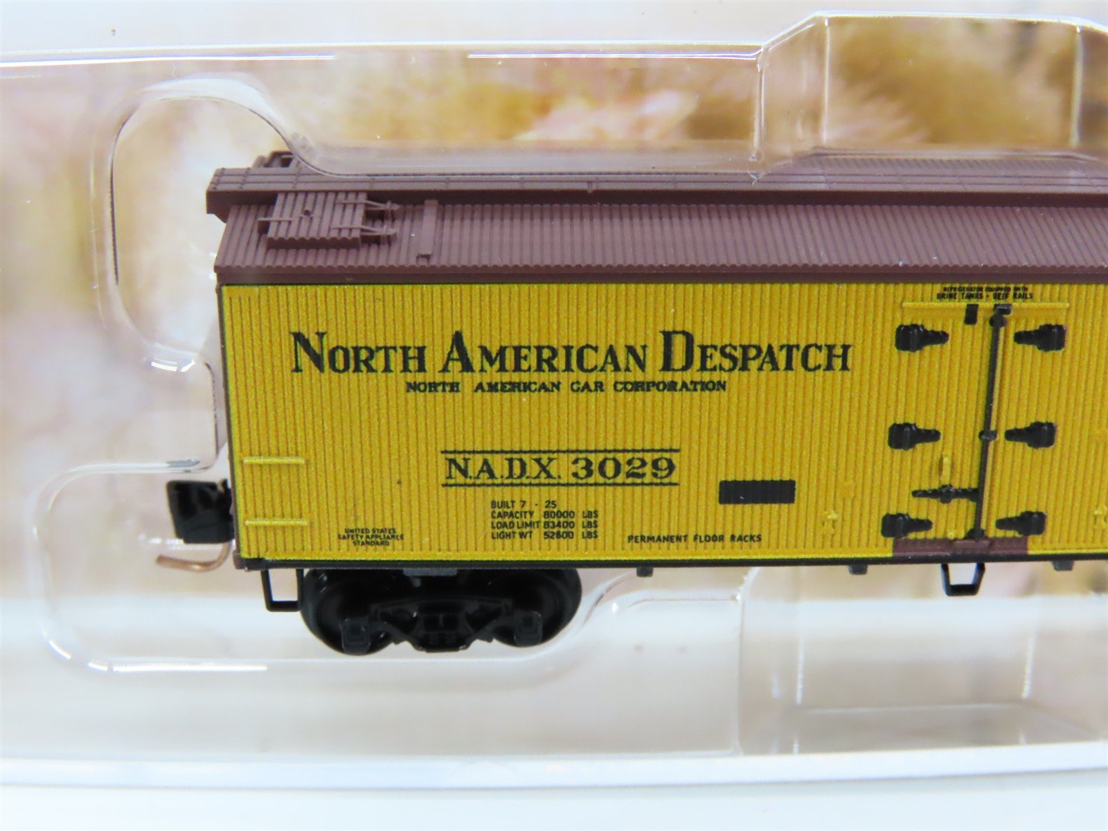 Z Scale Micro-Trains MTL 51800861 NADX W.S. Reister & Sons 40' Wood Reefer #3029