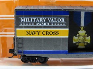 N Micro-Trains MTL 10100767 US Navy Cross Military Valor Award 40' Box Car