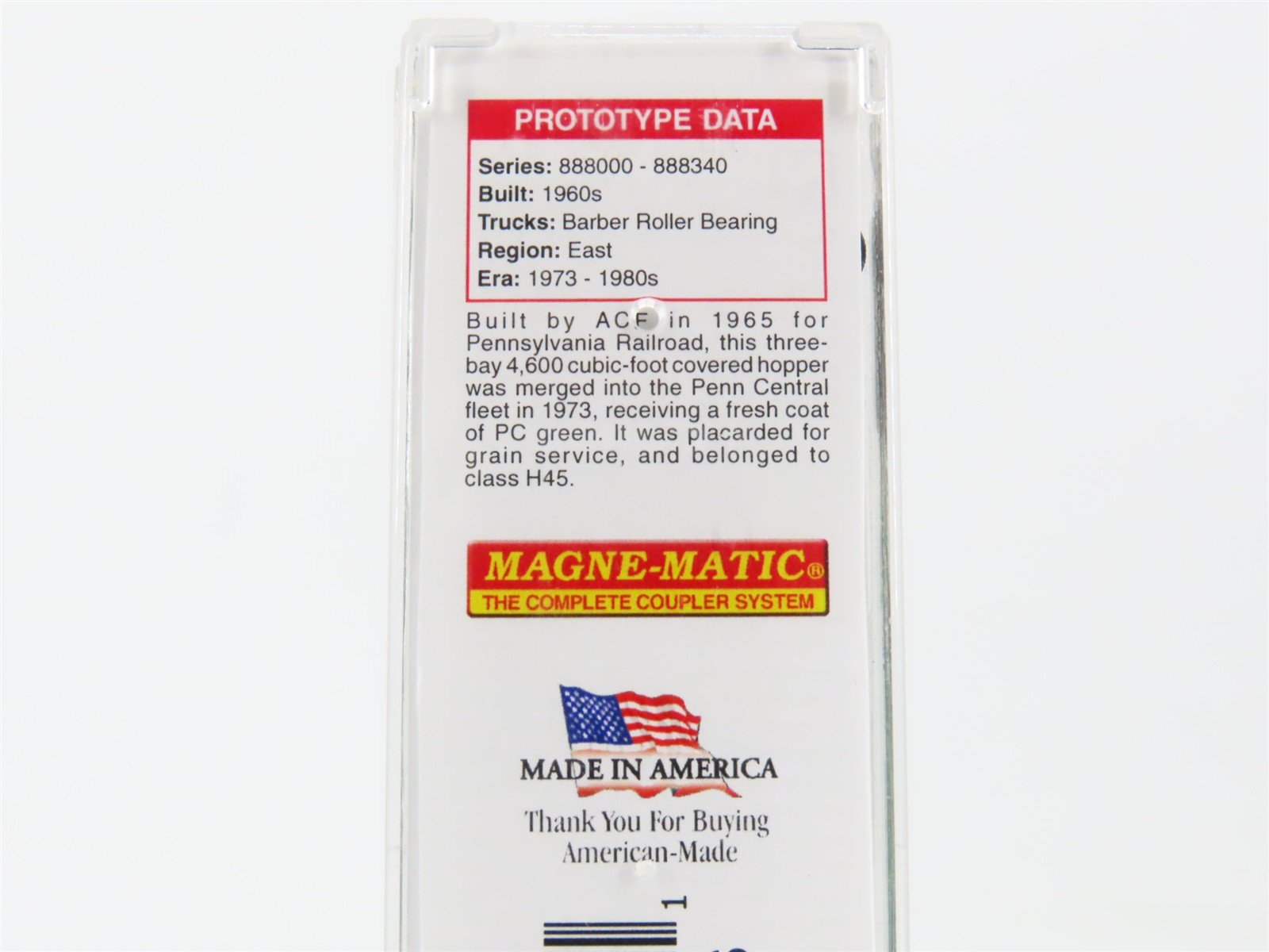 N Scale Micro-Trains MTL 09400590 PC Penn Central 3-Bay Covered Hopper #888242
