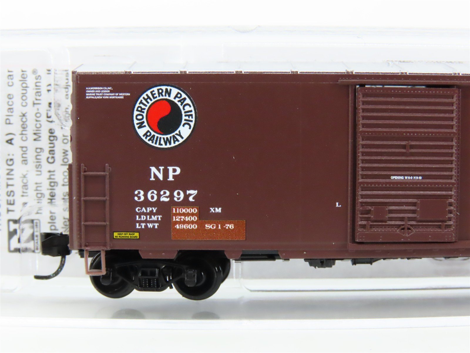 N Scale Micro-Trains MTL 02400600 NP Northern Pacific 40' Box Car #36297