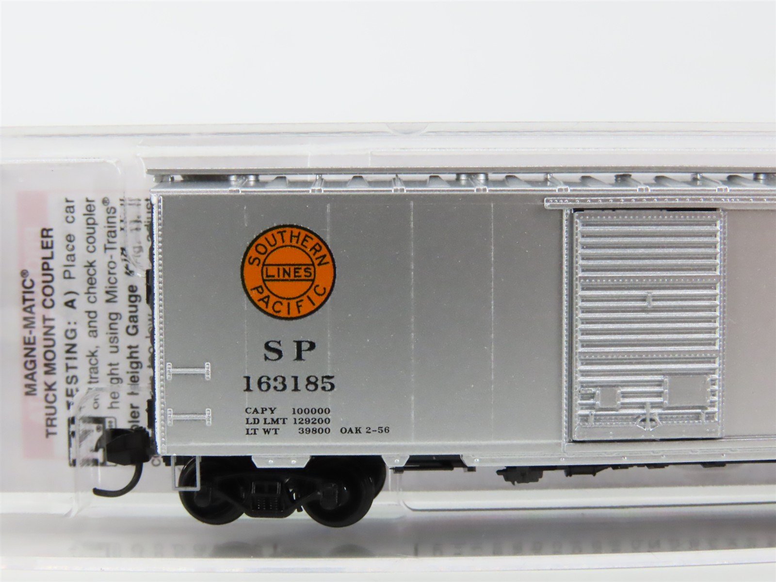 N Micro-Trains MTL 02052763 SP Southern Pacific Overnights 40' Box Car #163185