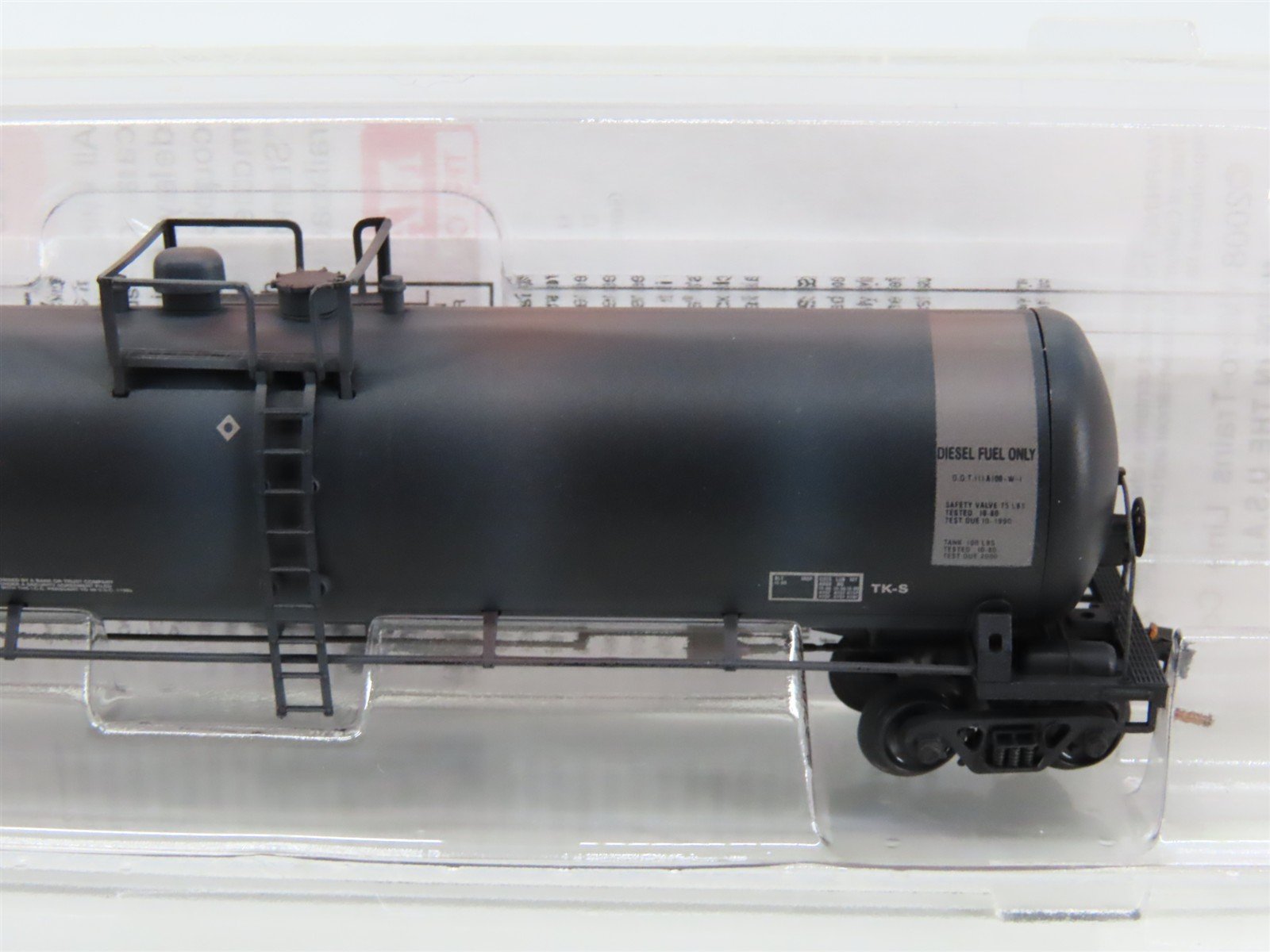 N Micro-Trains MTL 11000120 ATSF Santa Fe 56' General Service Tank Car #98615