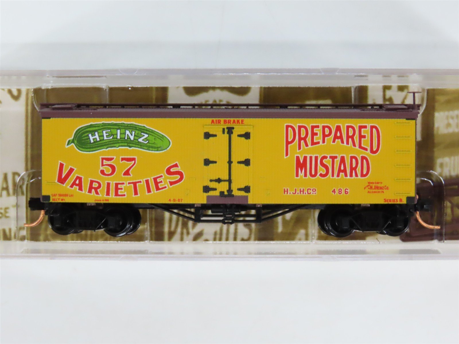 N Scale Micro-Trains MTL 05800400 HJHCo. Heinz Prepared Mustard 36' Reefer #486