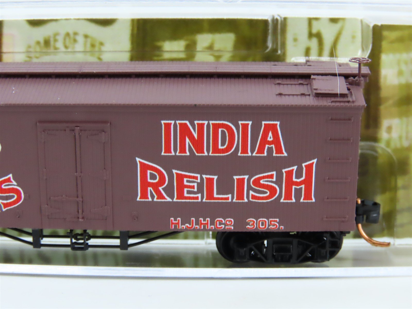N Scale Micro-Trains MTL 05800320 HJHCo. Heinz India Relish 36' Reefer #305