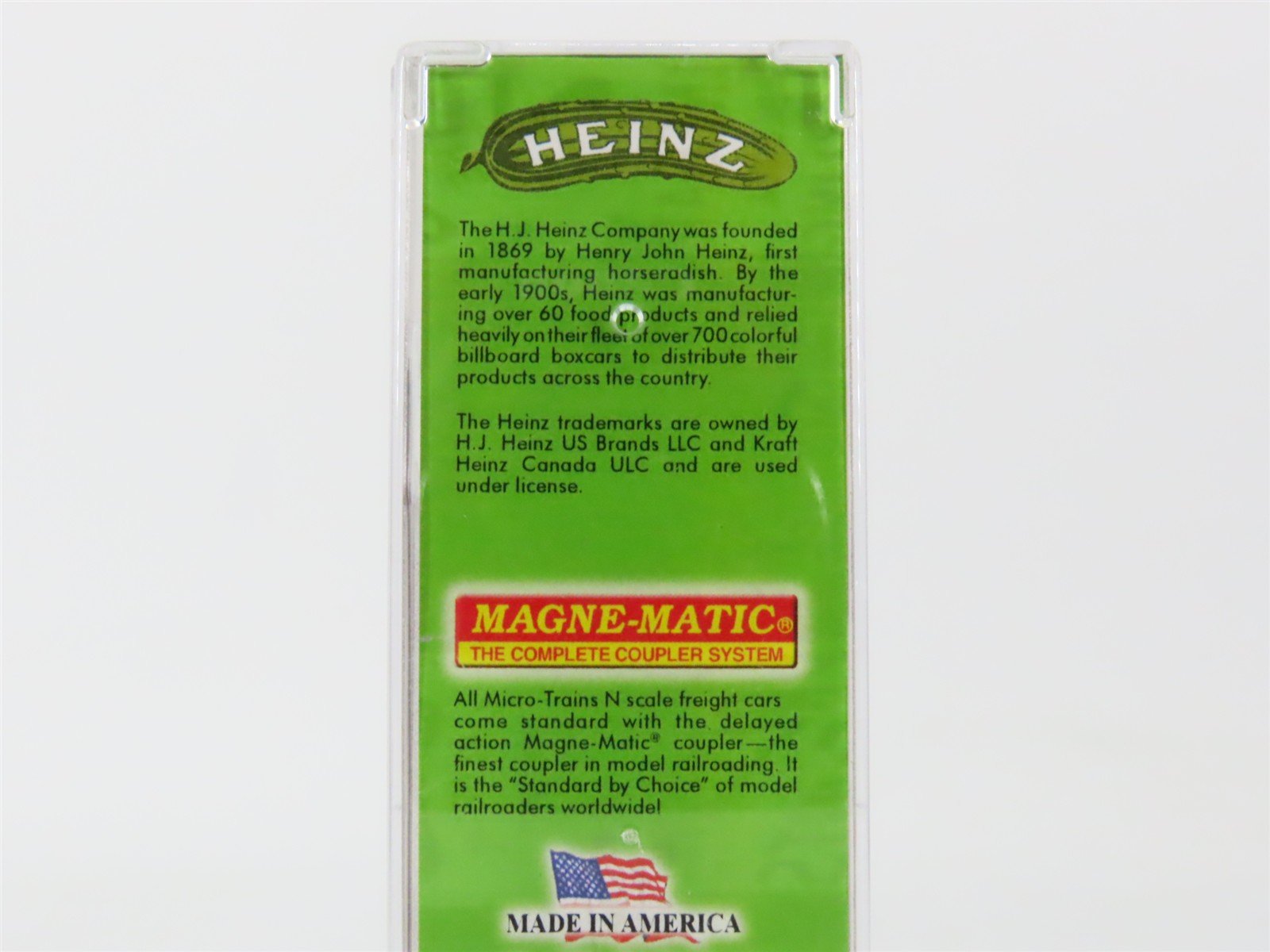 N Scale Micro-Trains MTL 05800270 HJHCo. Heinz Preserved Fruits 36' Reefer #472