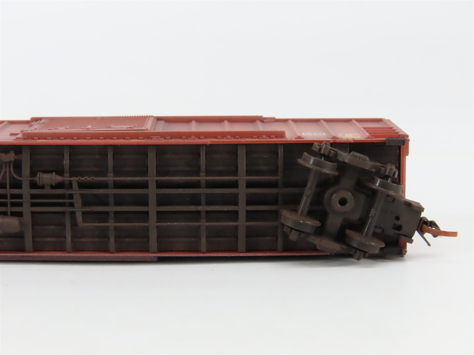 N Scale Micro-Trains MTL 02552880 EEC 50' Box Car #3534 - 