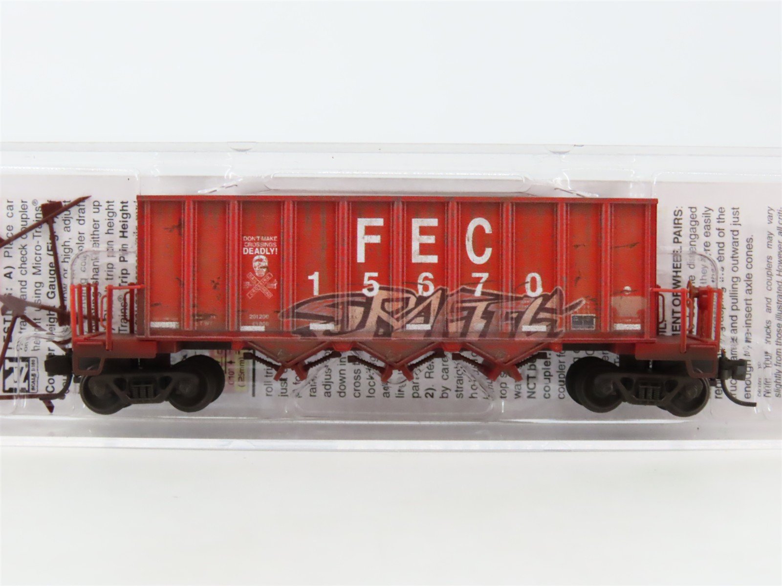 N Micro-Trains MTL 12545021 FEC 43' Rapid Discharge Hopper #15670 w/ Graffiti
