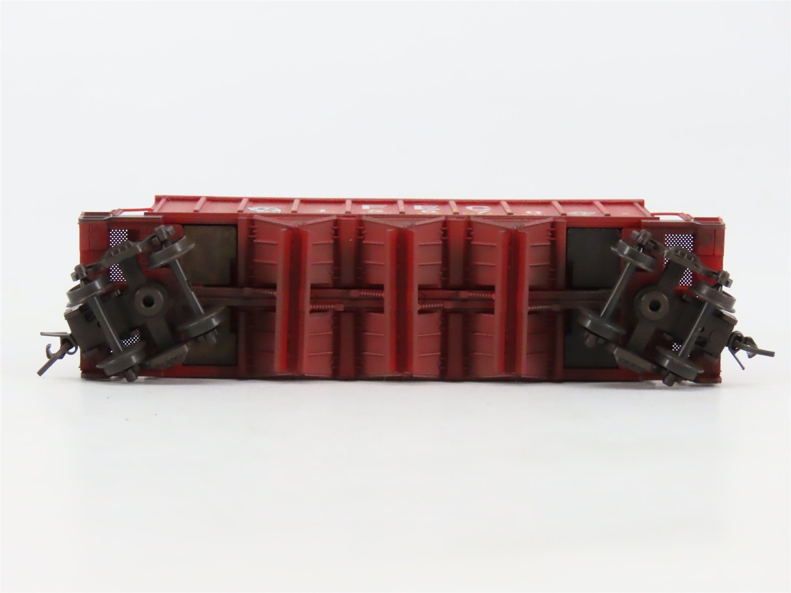 N Micro-Trains MTL 12545021 FEC 43' Rapid Discharge Hopper #15670 w/ Graffiti
