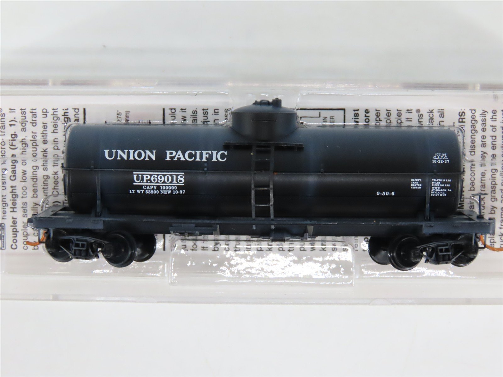 N Micro-Trains MTL 06550180 UP Union Pacific Single Dome Tank Car - Weathered