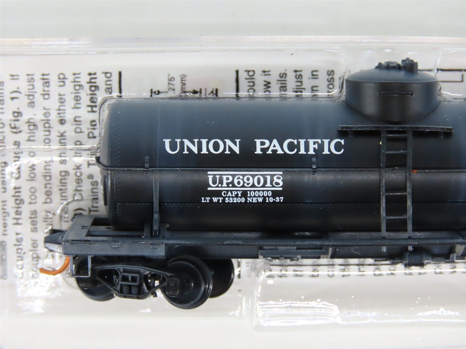 N Micro-Trains MTL 06550180 UP Union Pacific Single Dome Tank Car - Weathered