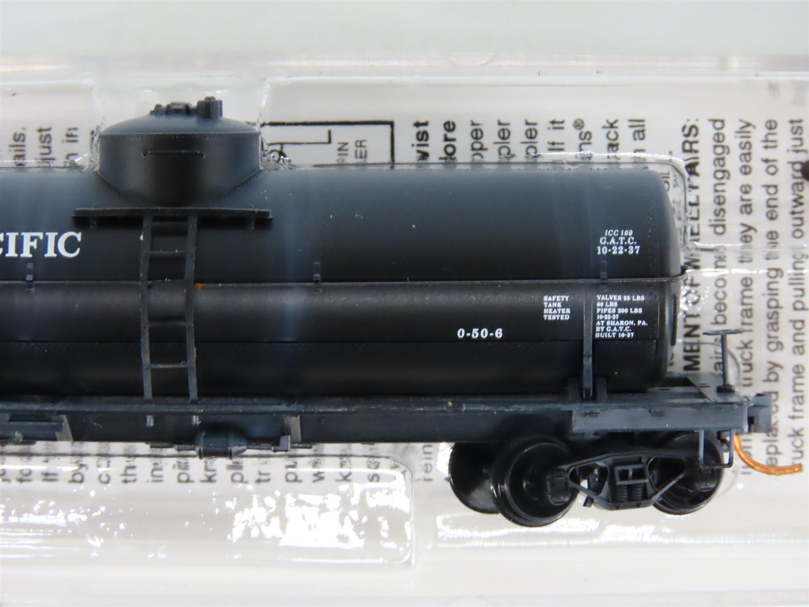N Micro-Trains MTL 06550180 UP Union Pacific Single Dome Tank Car - Weathered