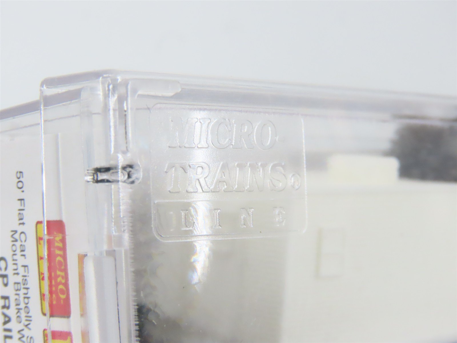 N Scale Micro-Trains MTL 04546650 CP Rail 50' Flat Car #424621 w/ Camp Car Load