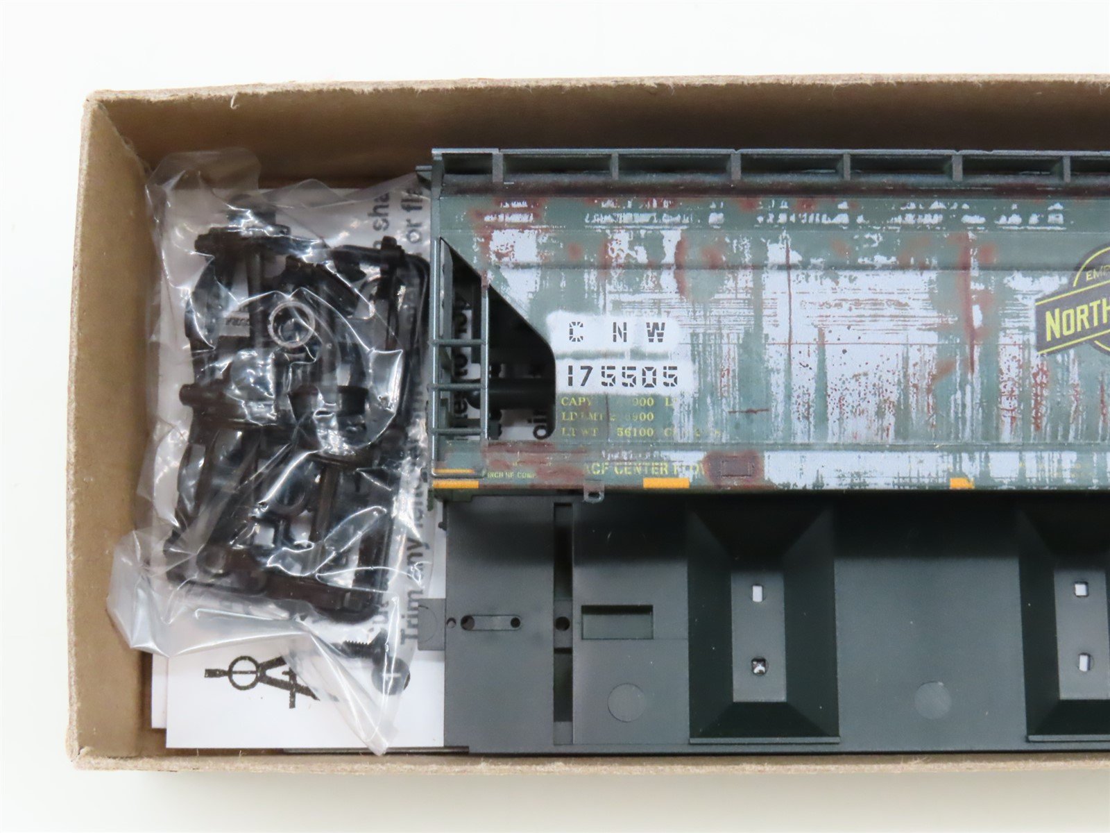 HO Accurail/Micro-Trains MTL Kit #2200-003 UP/ex-CNW 2-Bay Hopper - Weathered