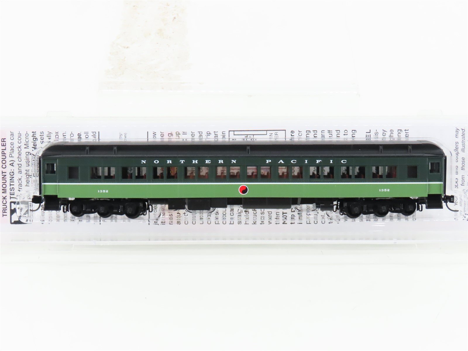 N Micro-Trains MTL 14500321 NP Northern Pacific 78' Coach Passenger Car #1352
