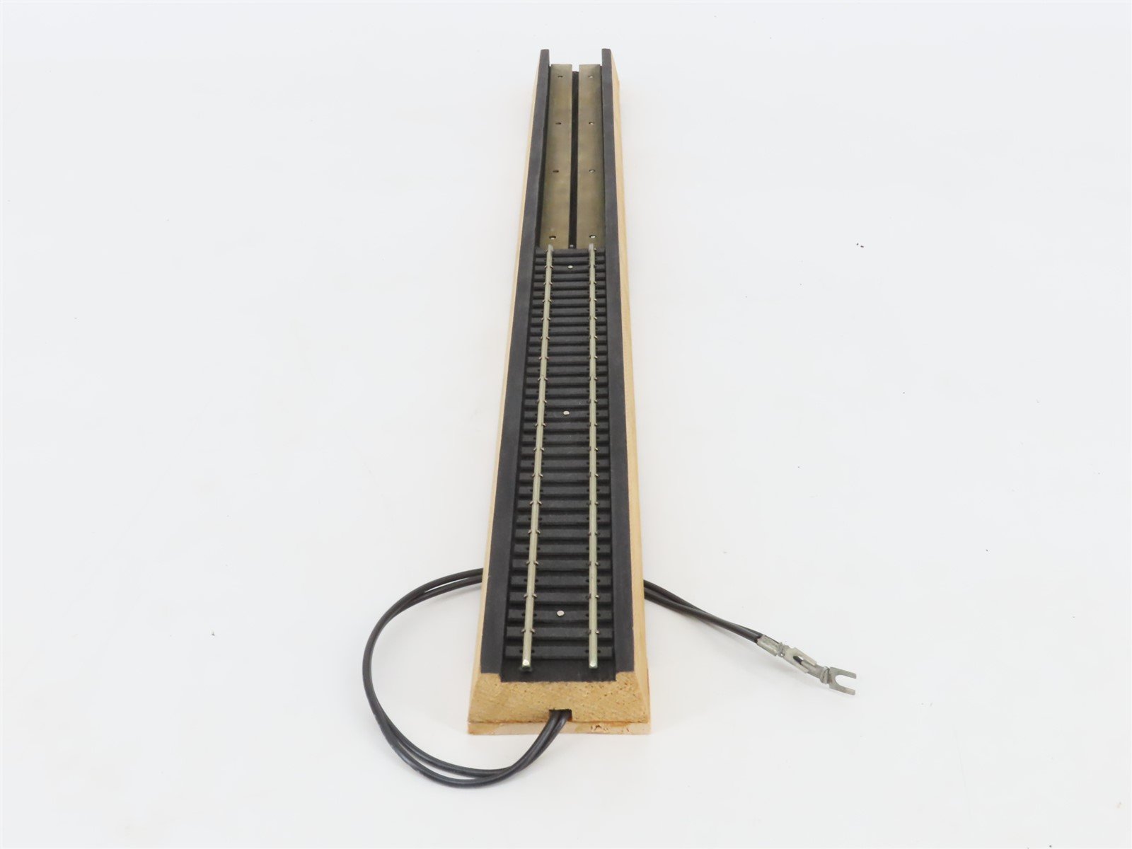 HO Scale Precision MFG LT200-8 Locomotive Test Track Unit Kit