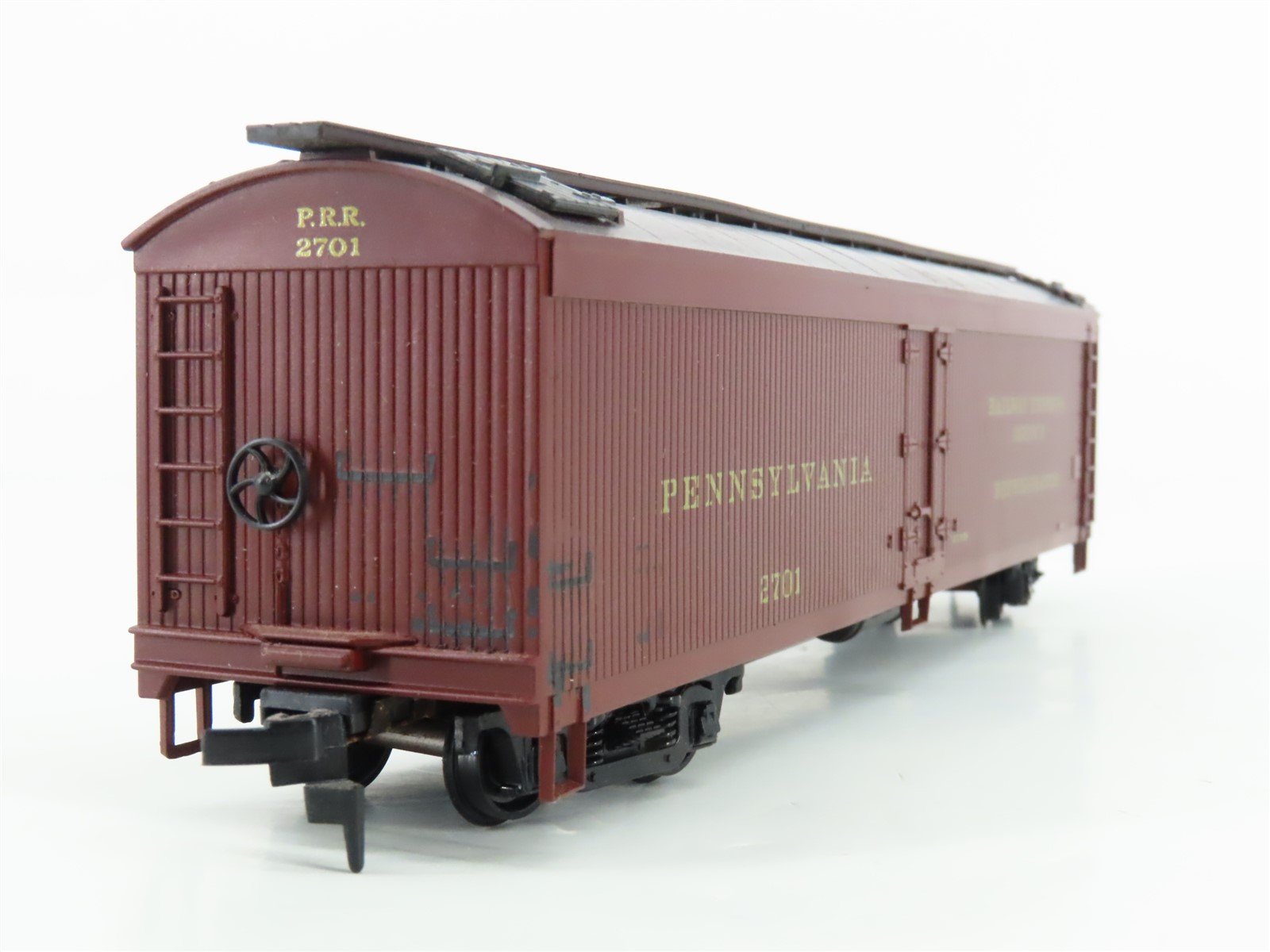HO Scale Athearn 5334 PRR Pennsylvania Railroad 50' Express Reefer #2701