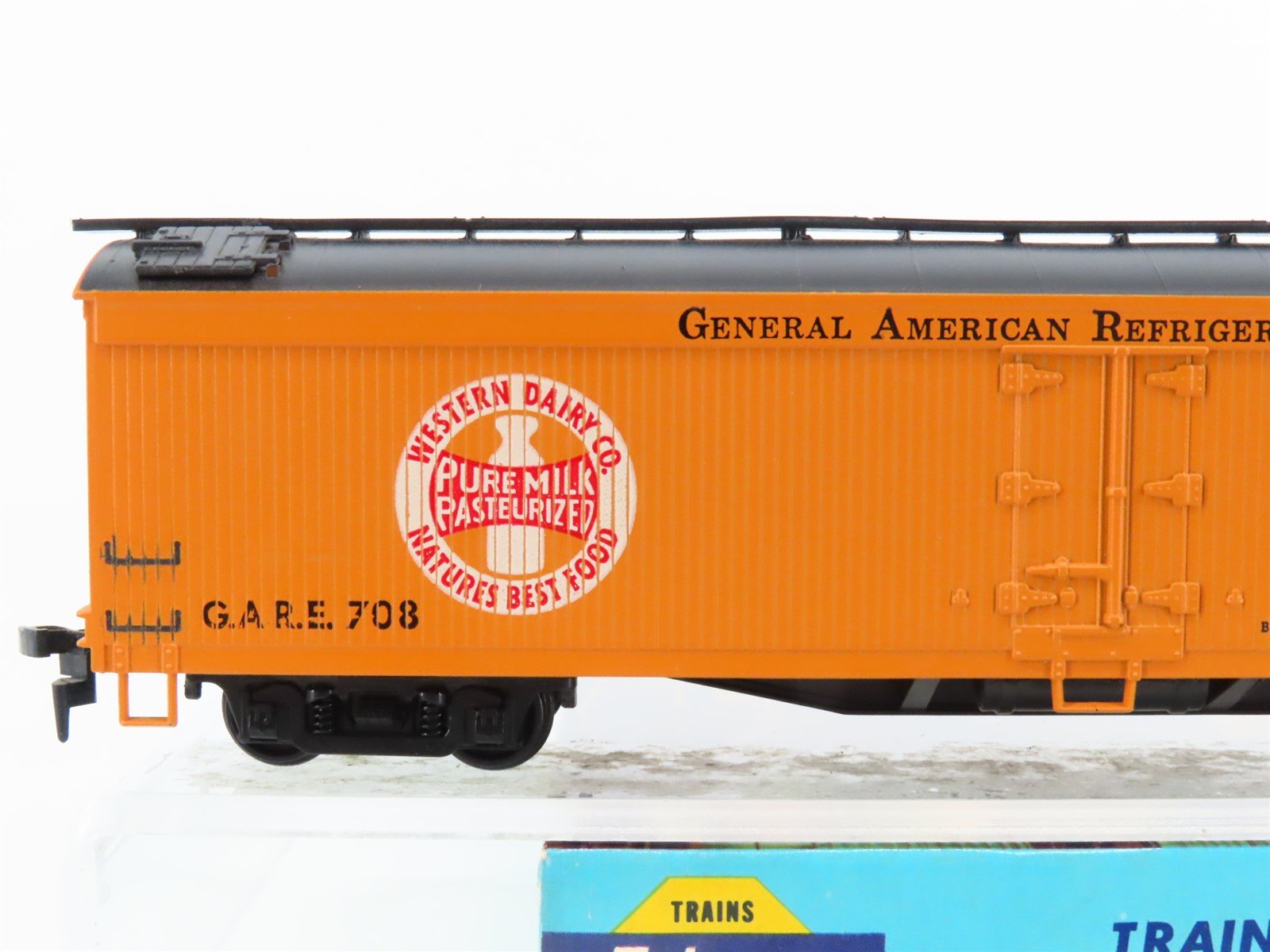 HO Scale Athearn 5342 GARE Western Dairy 50' Express Reefer #708