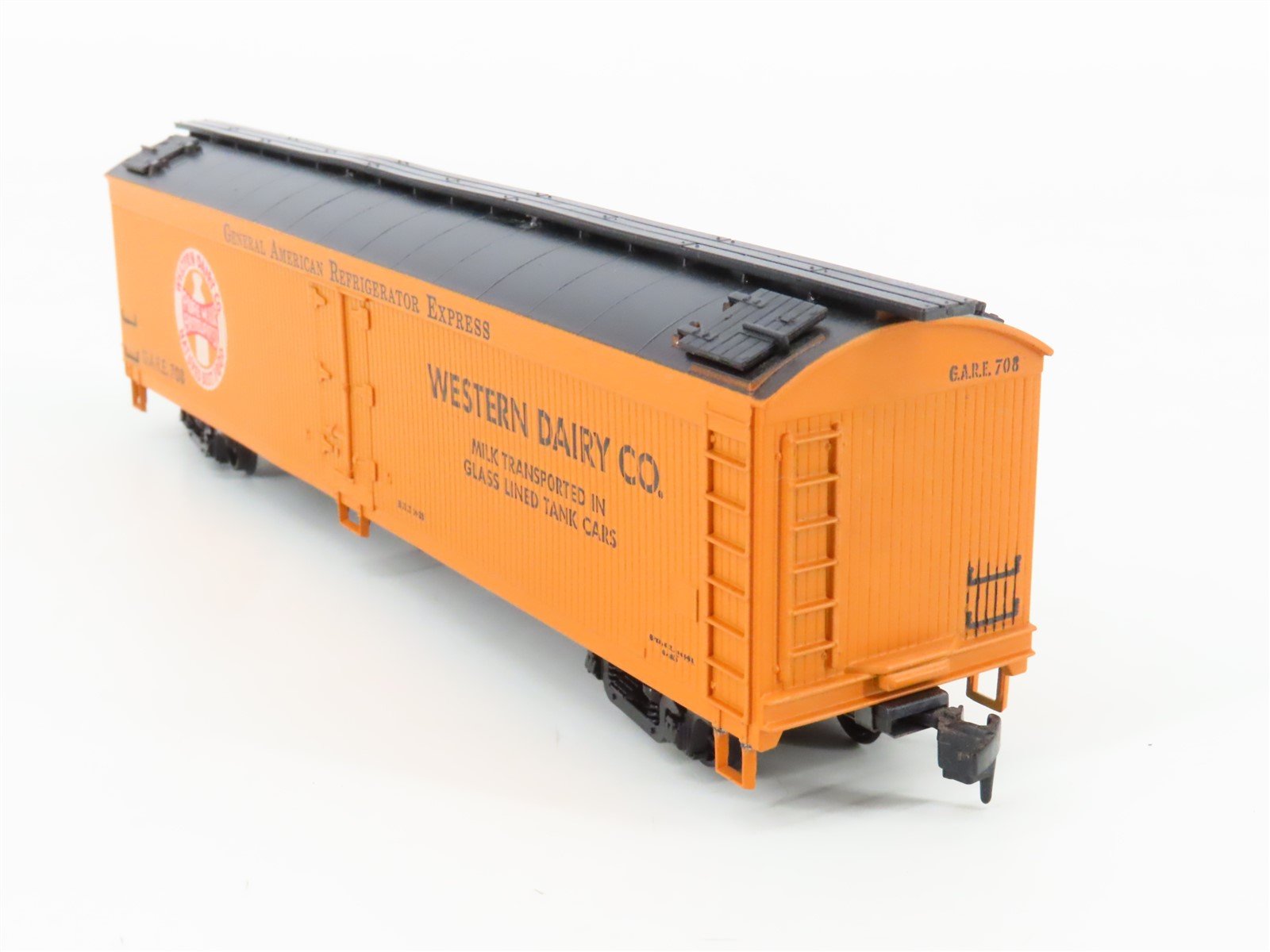HO Scale Athearn 5342 GARE Western Dairy 50' Express Reefer #708