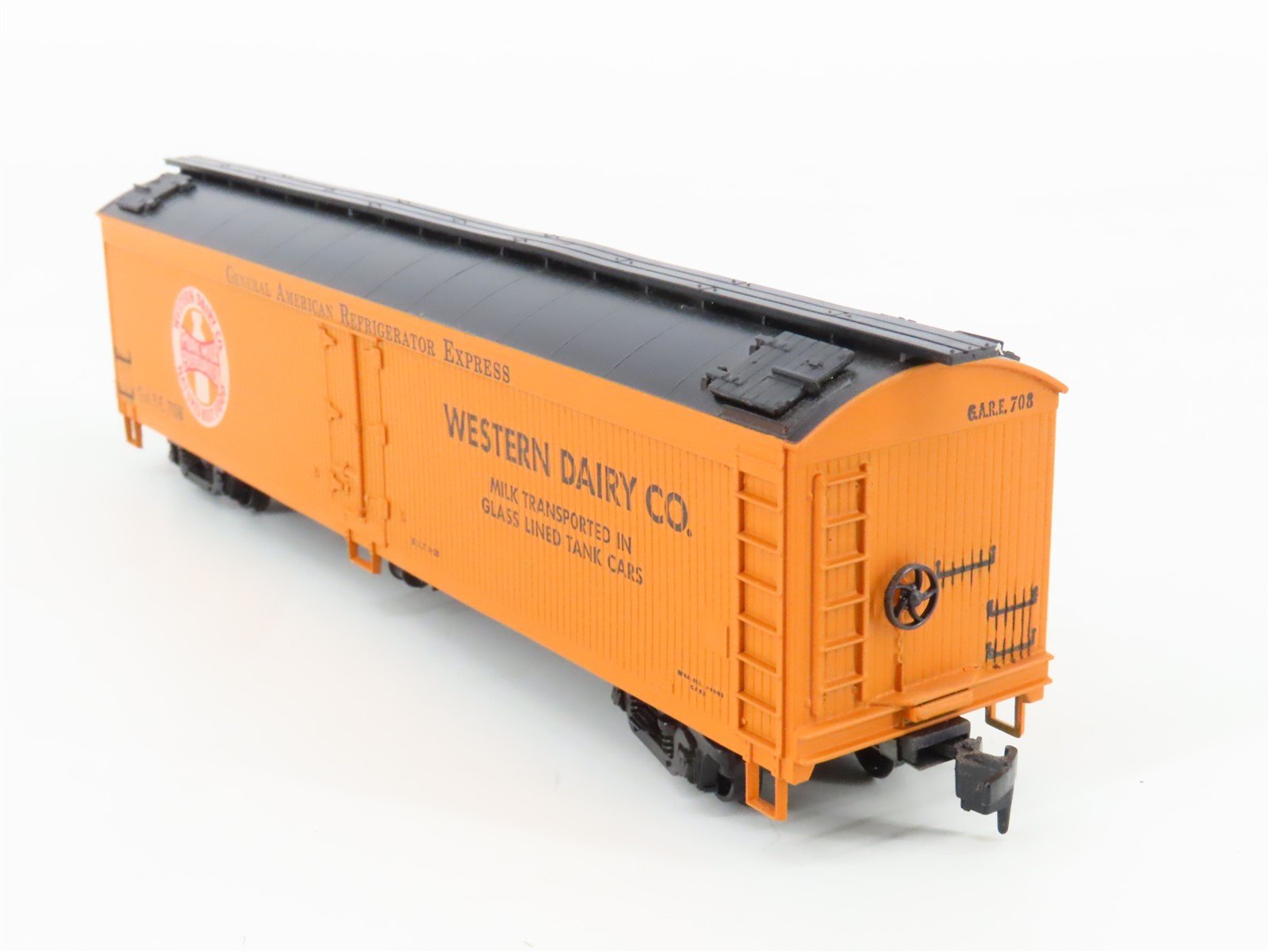 HO Scale Athearn 5342 GARE Western Dairy 50' Express Reefer #708