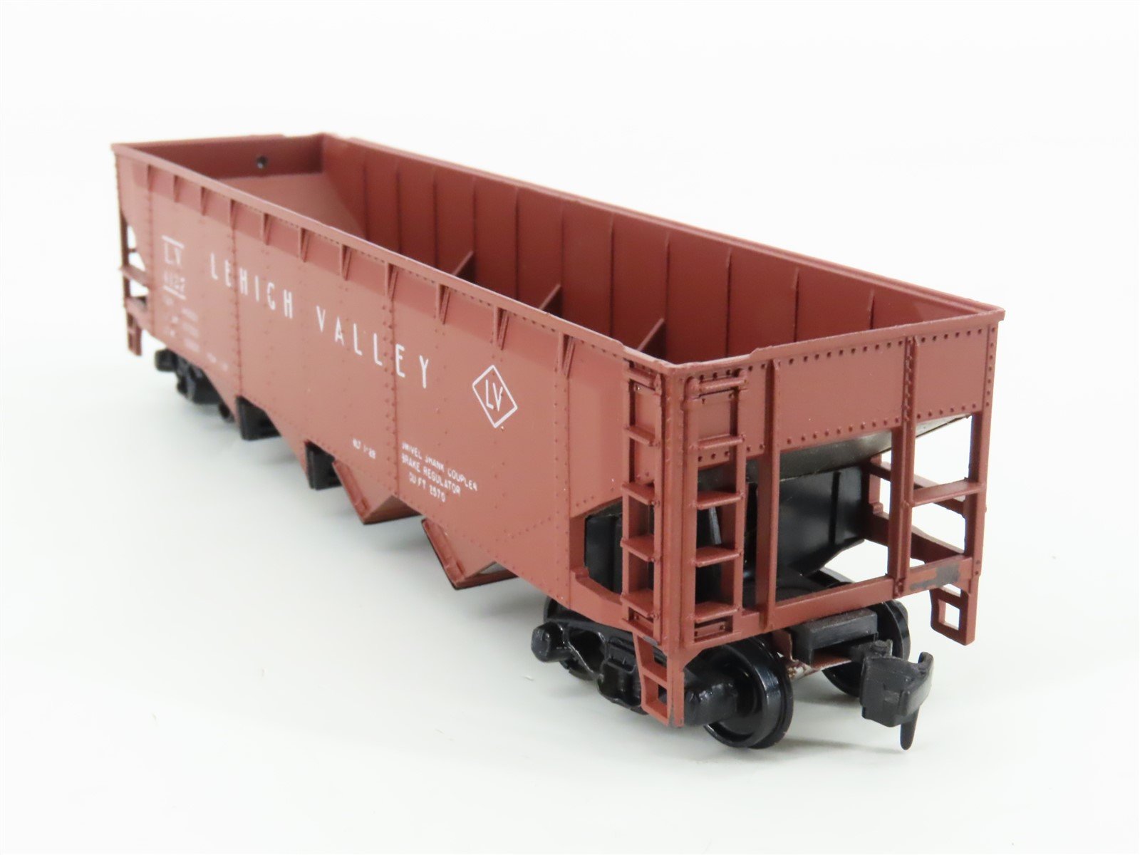 HO Scale Athearn 1750 LV Lehigh Valley Railroad 4-Bay Open Hopper #4127