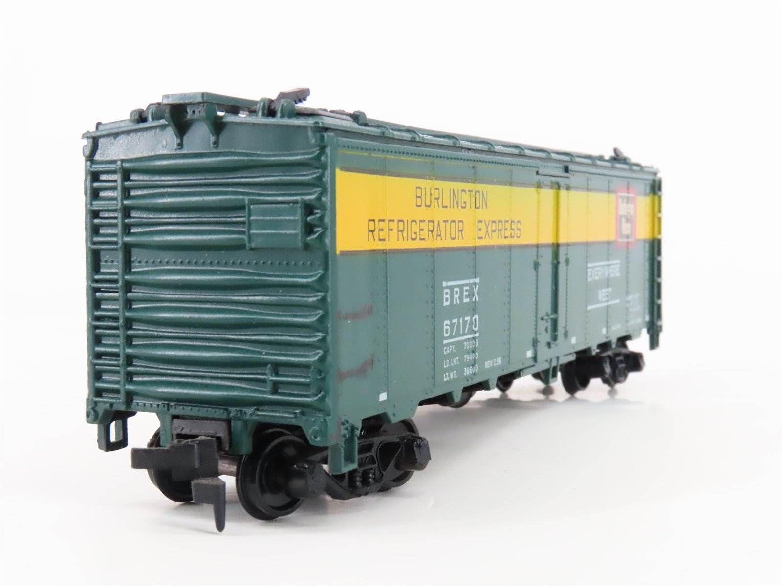 HO Scale Athearn 1610 BREX Burlington Route Everywhere West Reefer #67170