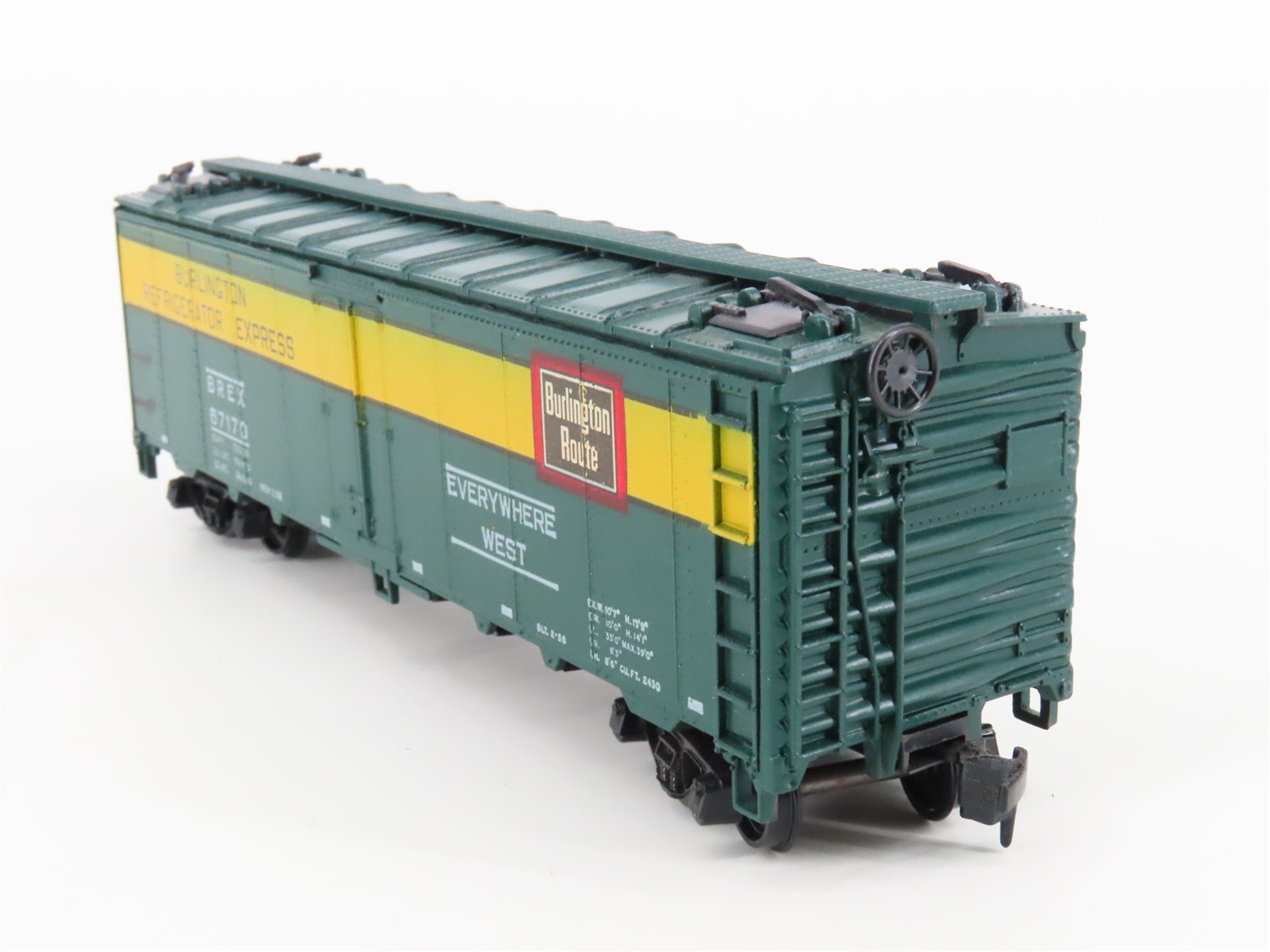 HO Scale Athearn 1610 BREX Burlington Route Everywhere West Reefer #67170