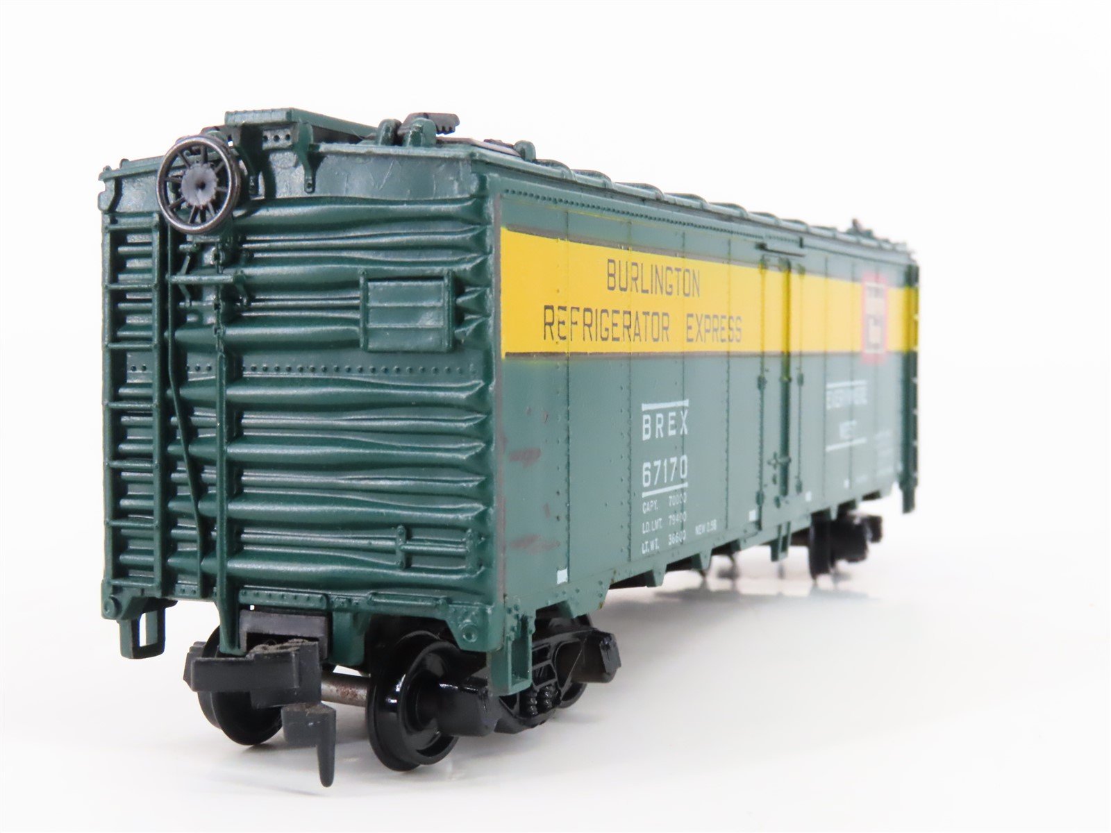 HO Scale Athearn 1610 BREX Burlington Route Everywhere West Reefer #67170