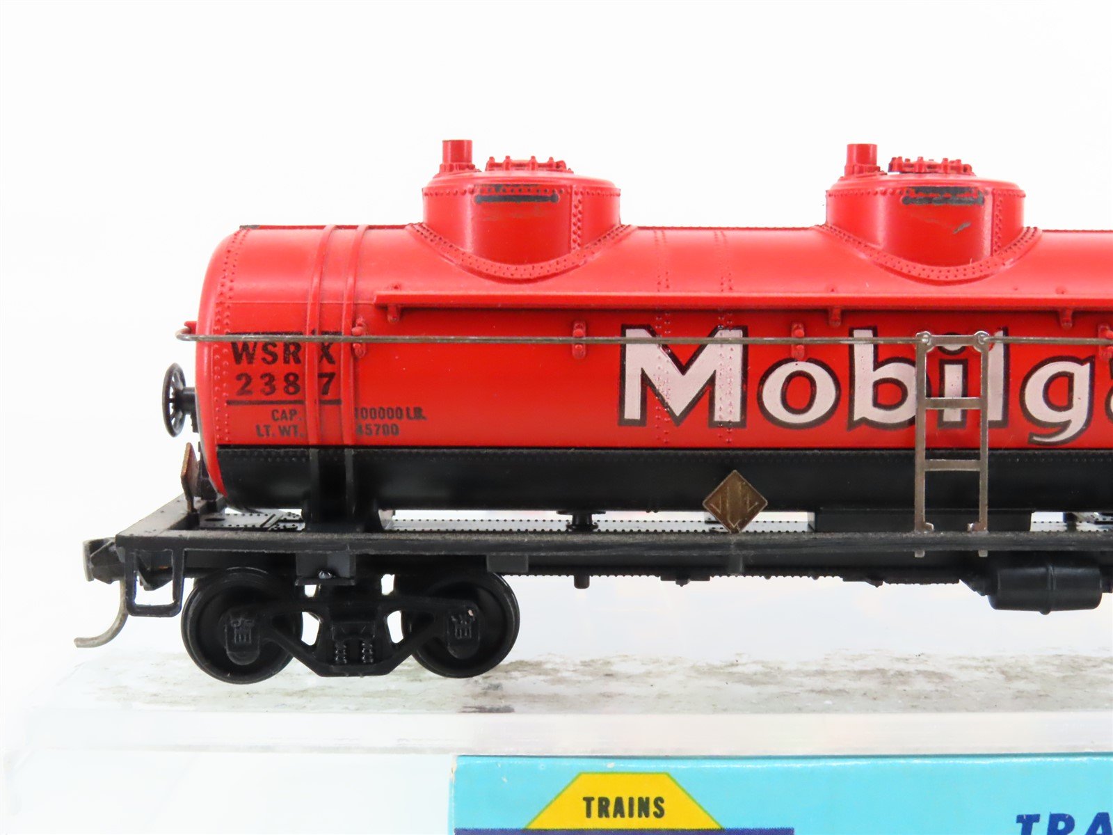 HO Scale Athearn 1503 WSRX Mobilgas Triple Dome Tank Car #2387