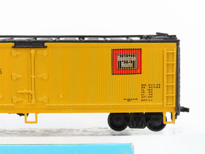 HO Scale Athearn 5217 BREX Burlington Route 40' Wood Reefer #75226