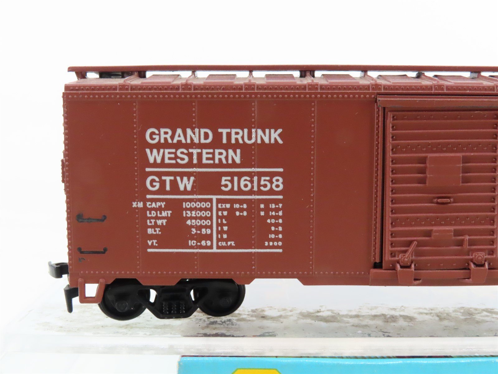 HO Scale Athearn 1211 GTW Grand Trunk Western 40' Single Door Box Car #516158