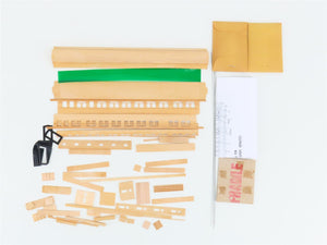 HO Scale La Belle Kit HO-9 Wood 1900 Closed Vestibule Sleeper Passenger Car