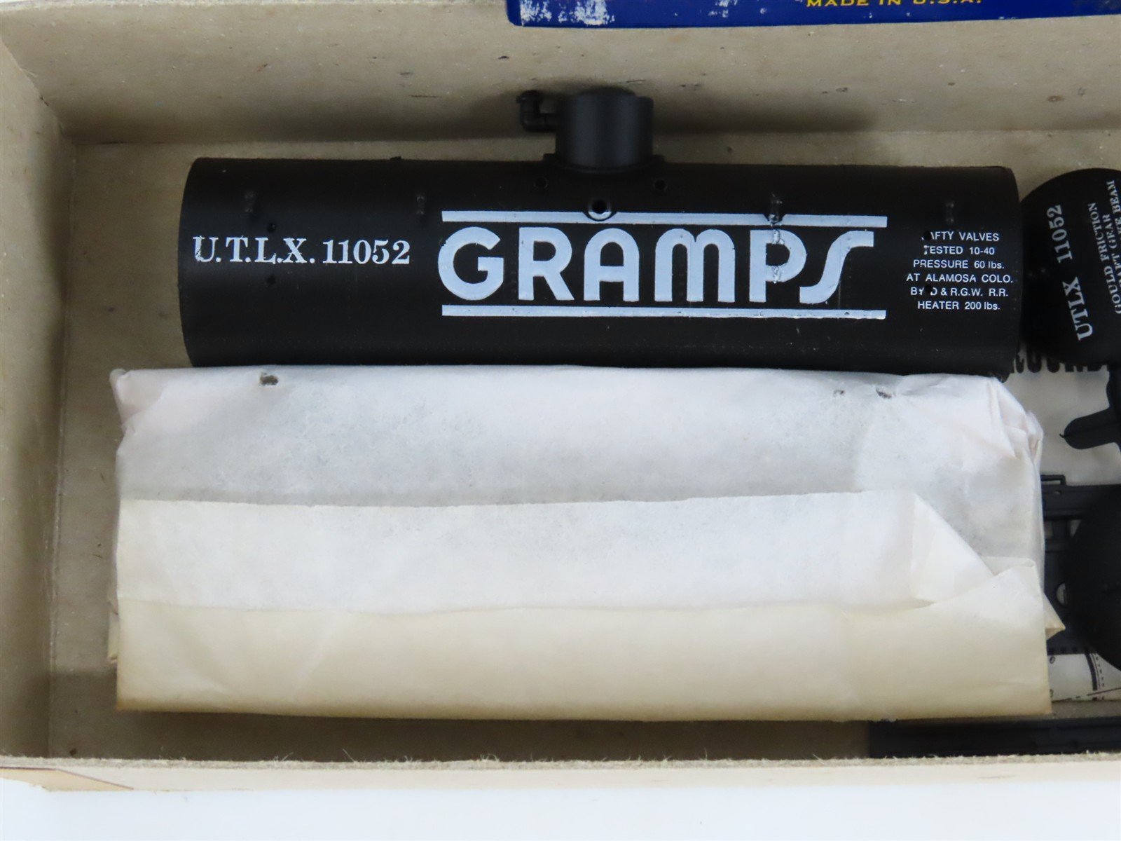 HO Scale Roundhouse Kit 3370 UTLX Gramps Old Timer 26' Tank Car #11052