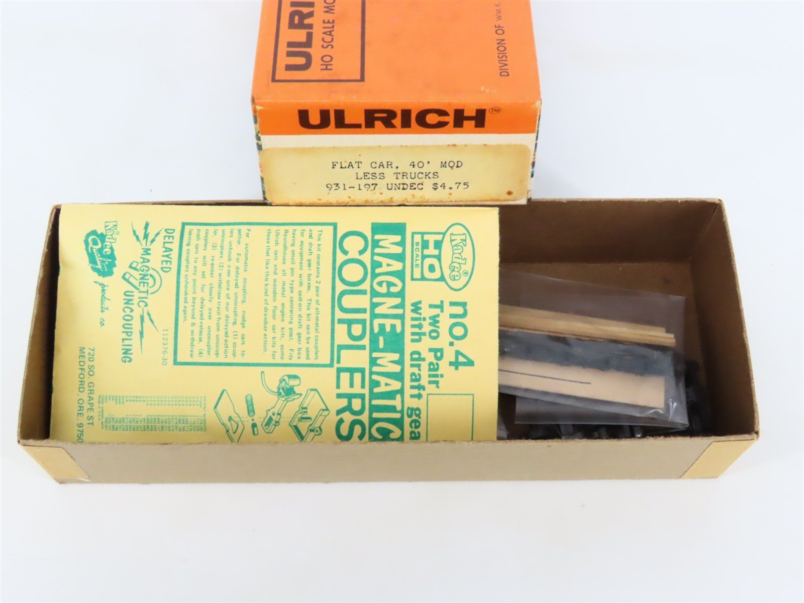 HO Scale Ulrich Kit 931-197 Undecorated 40' Flat Car