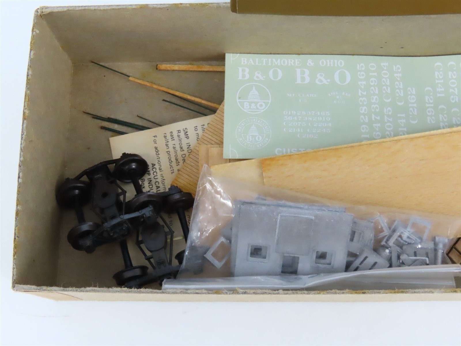 HO Scale Quality Craft Models Kit 332 B&O Baltimore & Ohio Railroad Caboose